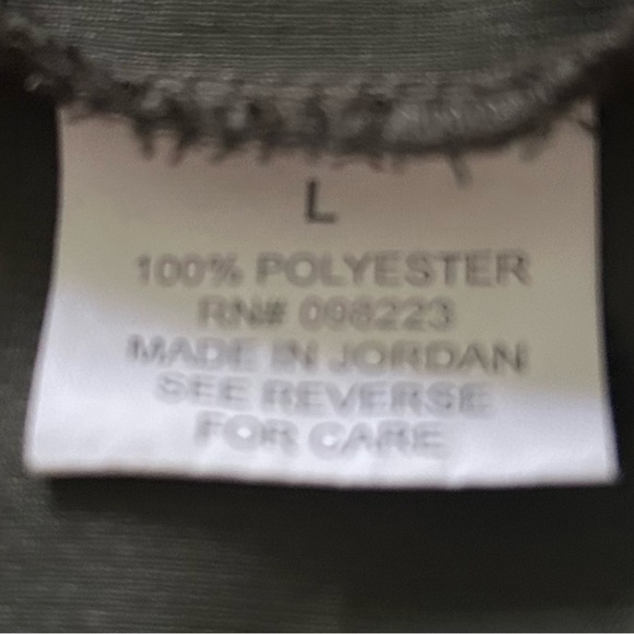 Magellan Outdoors / Hunting Camo Pullover with Orange Detail - Picture 4 of 5